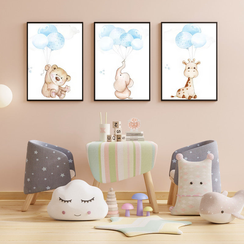 LuxuryStroke's Childrens Bedroom Wall Pictures, Nursery Animal Wall Artand Nursery Canvas Wall Art - Baby Bear, Elephant And Giraffe Playing With Balloons